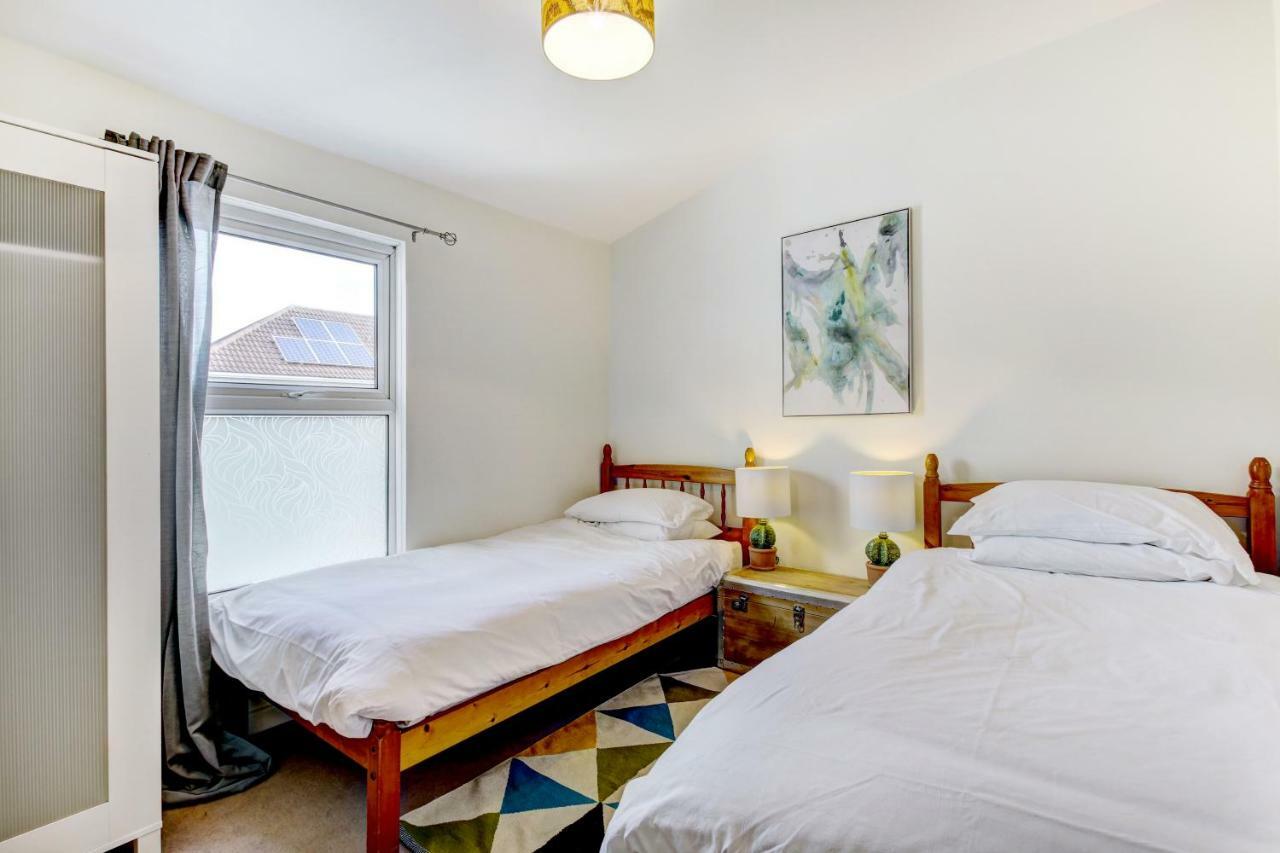 Vila Lovely 3 Bed House In Bristol Exteriér fotografie